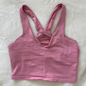 ALO yoga racer back bra. Matching bottoms available.
